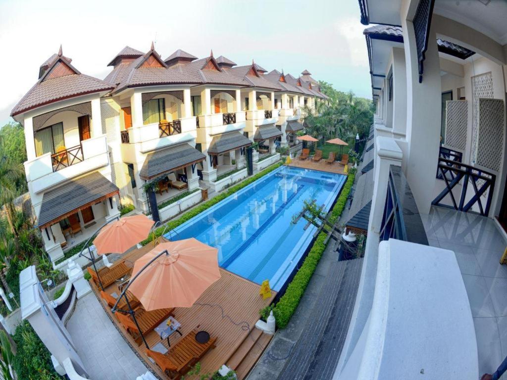 Shwe Taung Tan Hotel - Lake View Monywa Exteriör bild