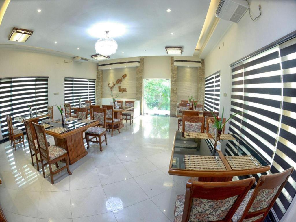 Shwe Taung Tan Hotel - Lake View Monywa Exteriör bild