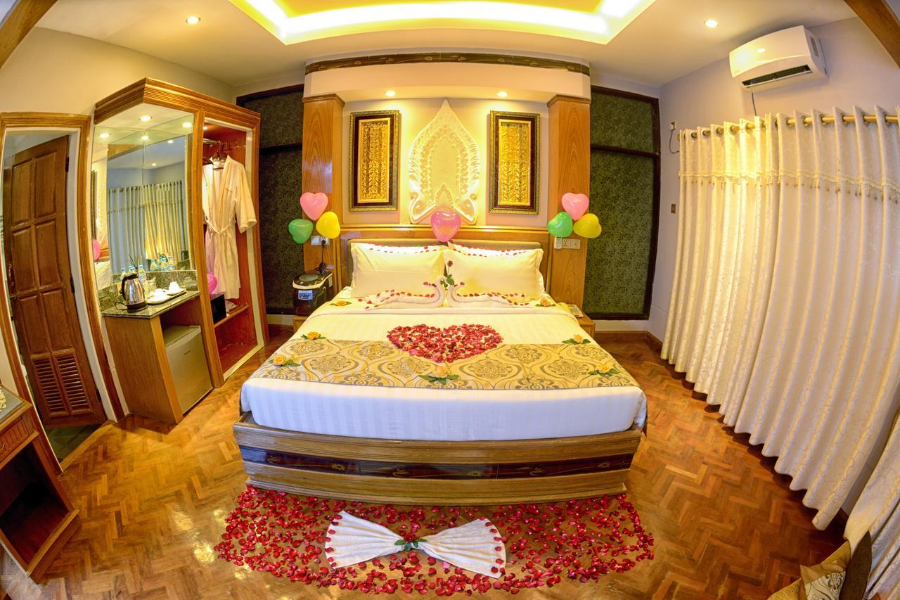 Shwe Taung Tan Hotel - Lake View Monywa Exteriör bild