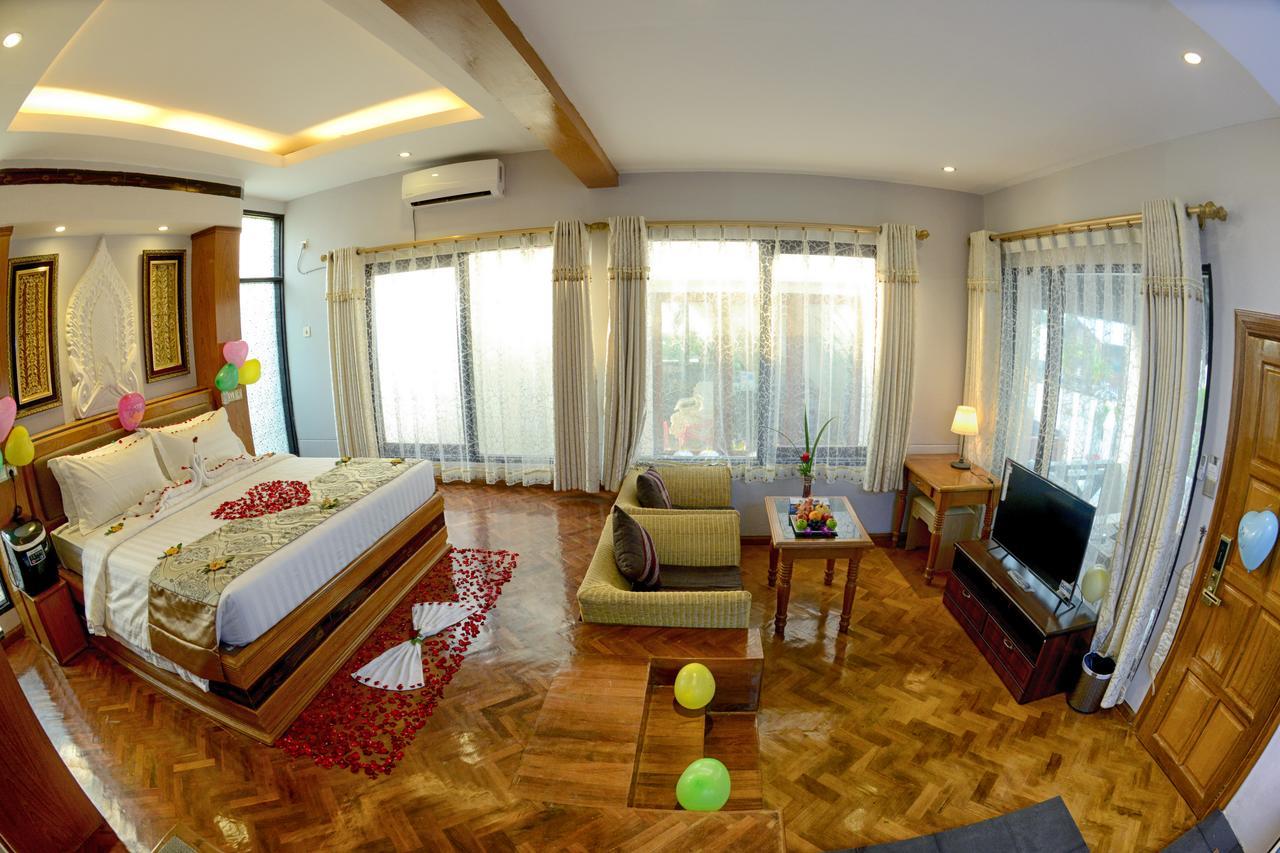Shwe Taung Tan Hotel - Lake View Monywa Exteriör bild